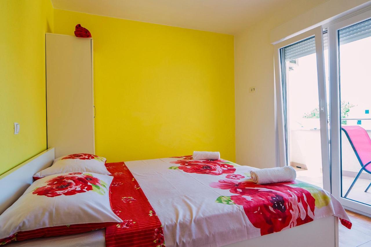 Apartments Luxur Center Башка-Вода Екстер'єр фото