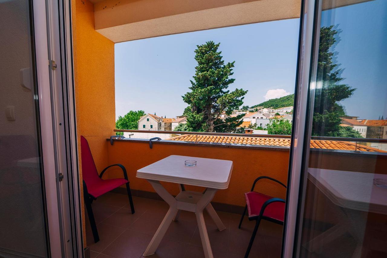 Apartments Luxur Center Башка-Вода Екстер'єр фото